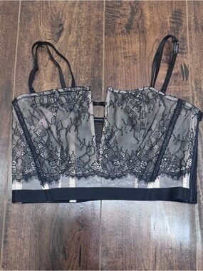 New Victoria’s Secret V-Wire Lace Convertible Strapless Corset Size Medium